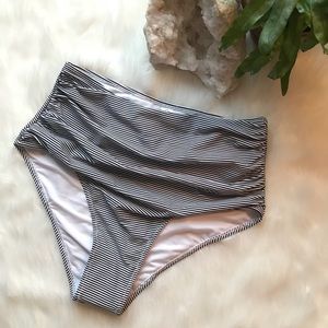 NWOT Cupshe high waisted bikini bottoms